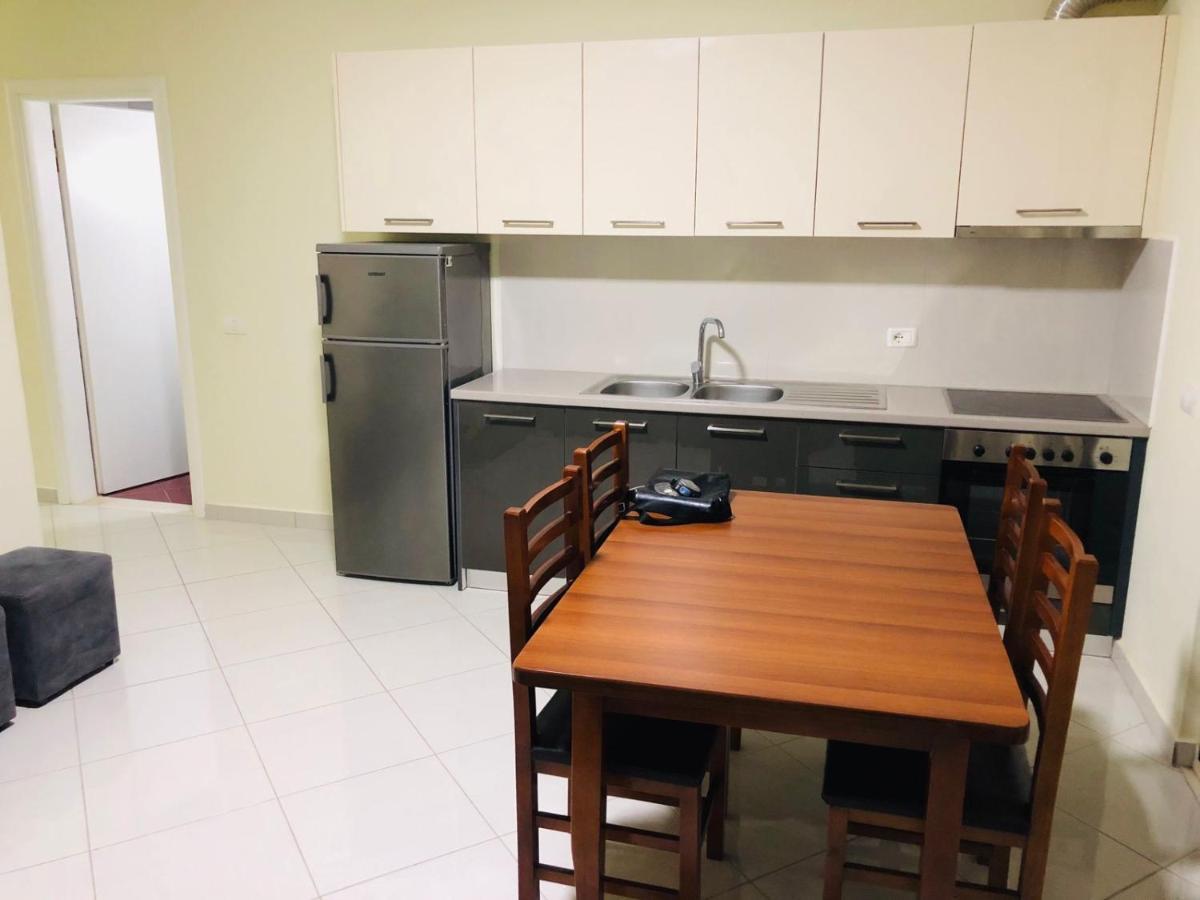 Leo Apartament Durres Luaran gambar